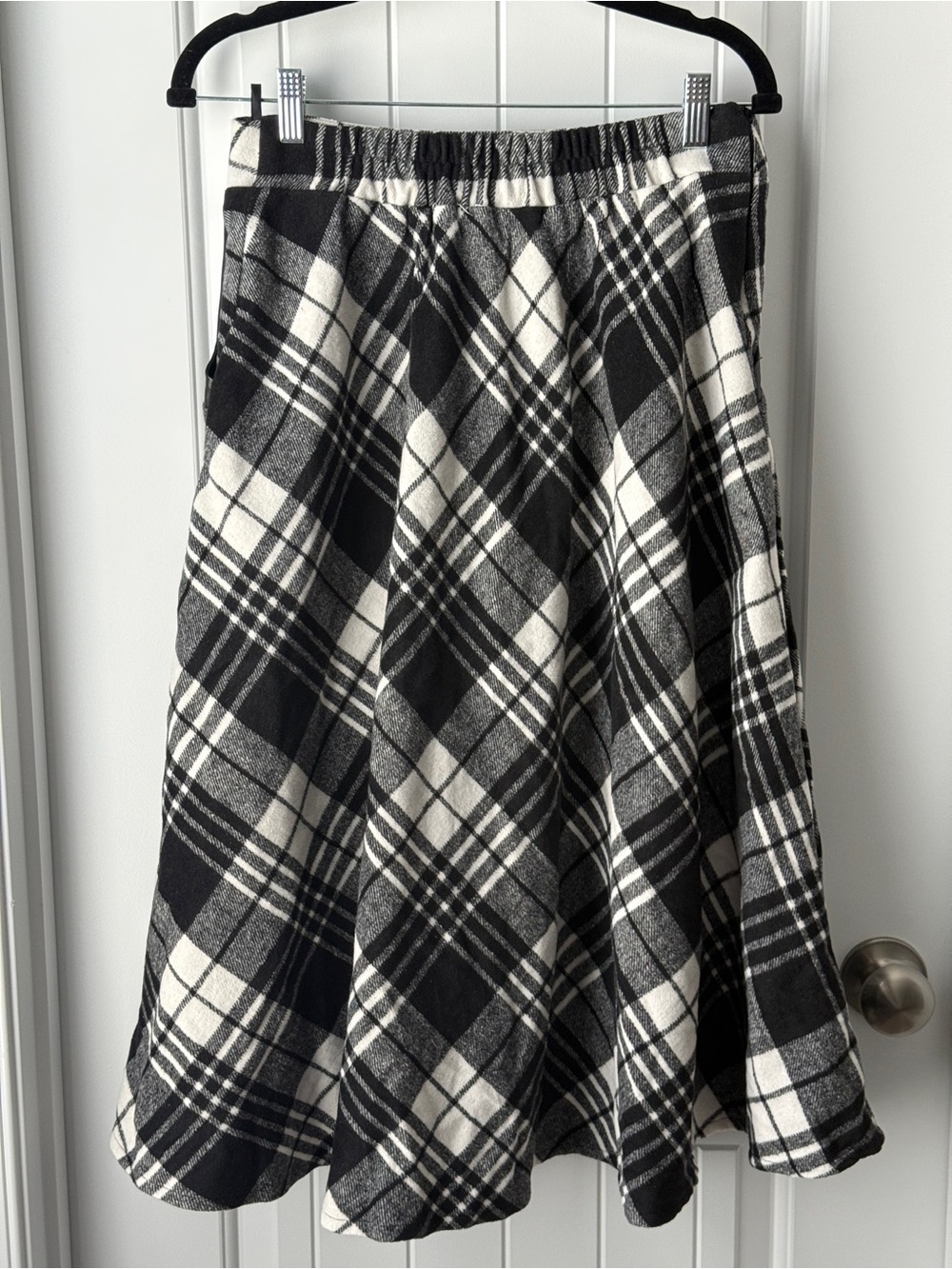 Idealsanxun Plaid Wool Blend Midi Skirt.  Buffalo Check Plaid Back/White Size M - Picture 2 of 7